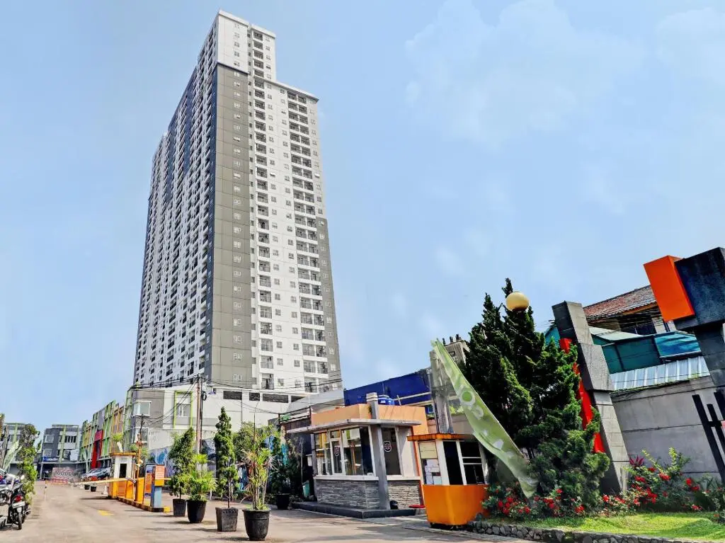 Бандунг: Capital O 92557 Apartemen Mekarwangi Square By Agus