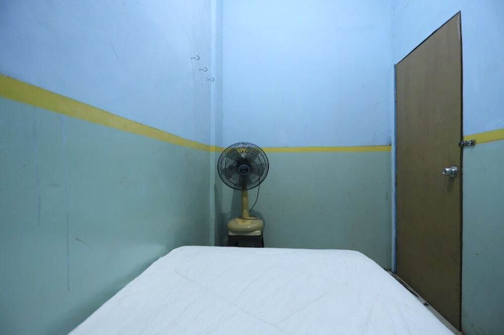 Батам: SPOT ON 92569 Anto Homestay SyariahNearPelabuhan Feri Harbor Bay