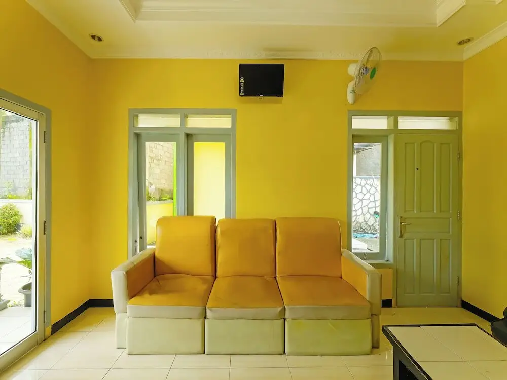 Унгаран: OYO 92483 Hotel Kirana