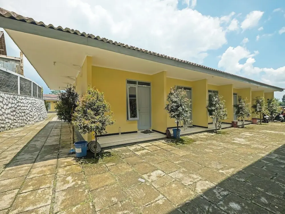 Унгаран: OYO 92483 Hotel Kirana