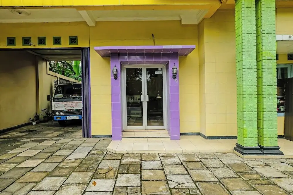 Салатига: OYO 92486 Hotel Permata 3