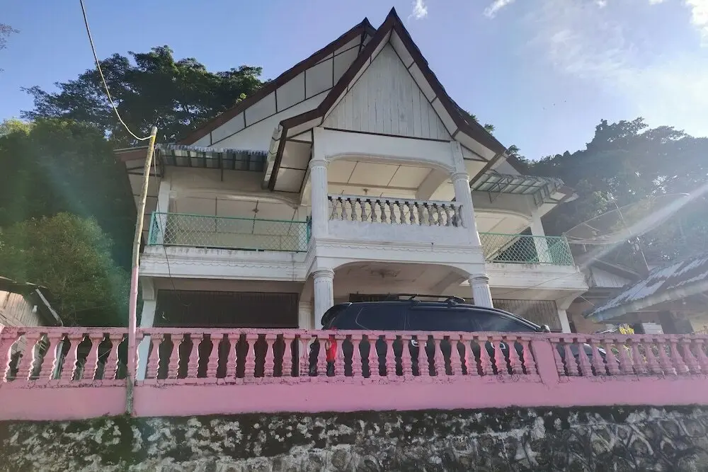 OYO 92503 Penginapan & Villa Sirait — фото 1