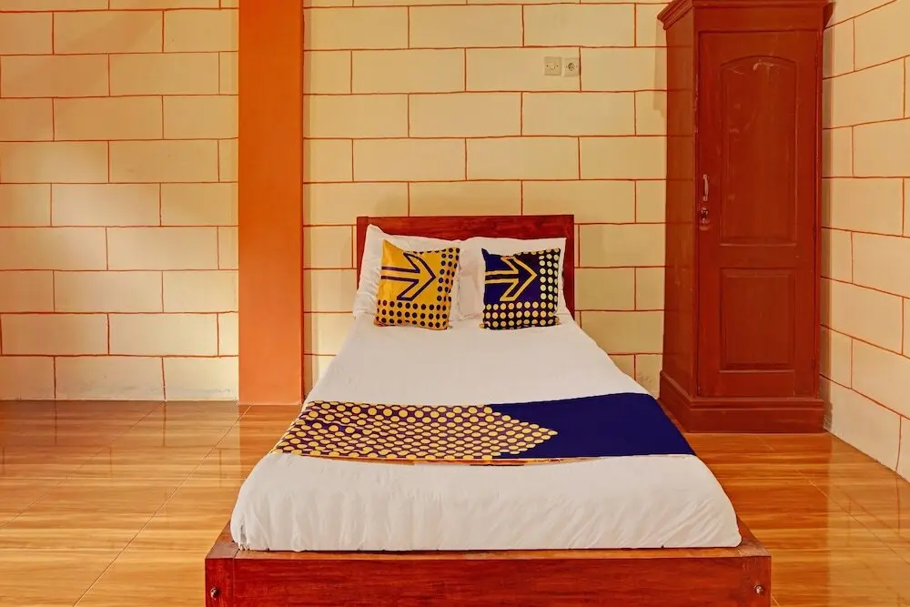 Кепанджен: SPOT ON 92568 Penginapan Joglo Syariah