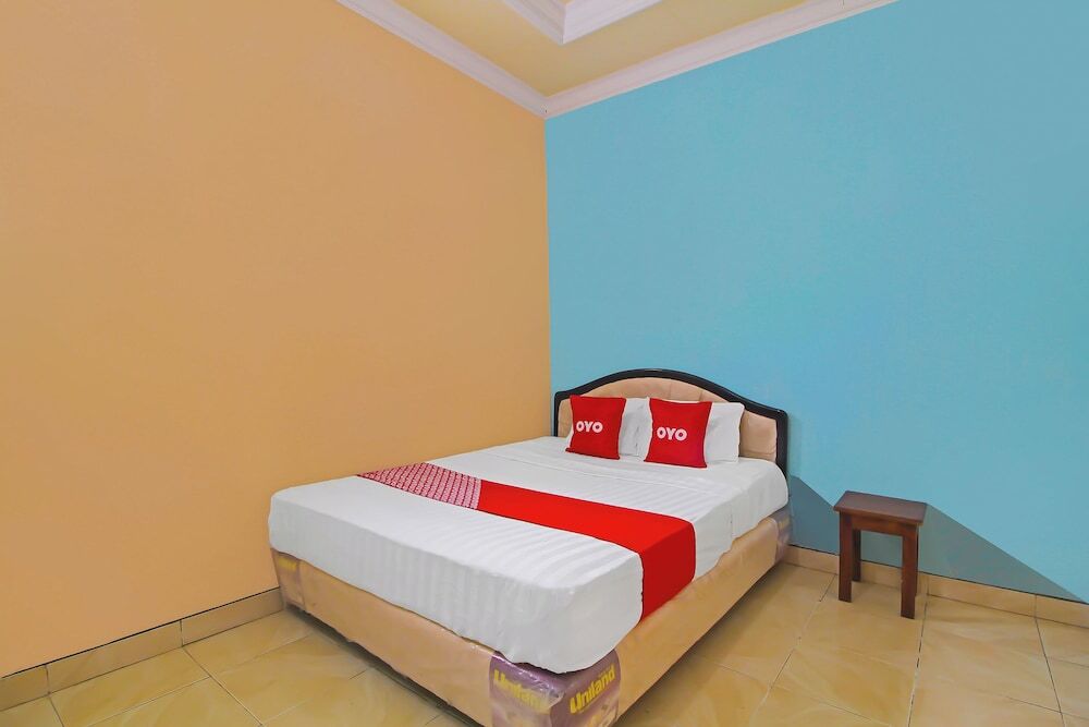 Караганьяр: OYO 92631 Hotel Dan Aula Wahyu Sari B