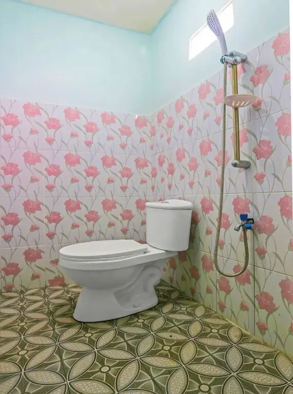 Караганьяр: OYO 92631 Hotel Dan Aula Wahyu Sari B