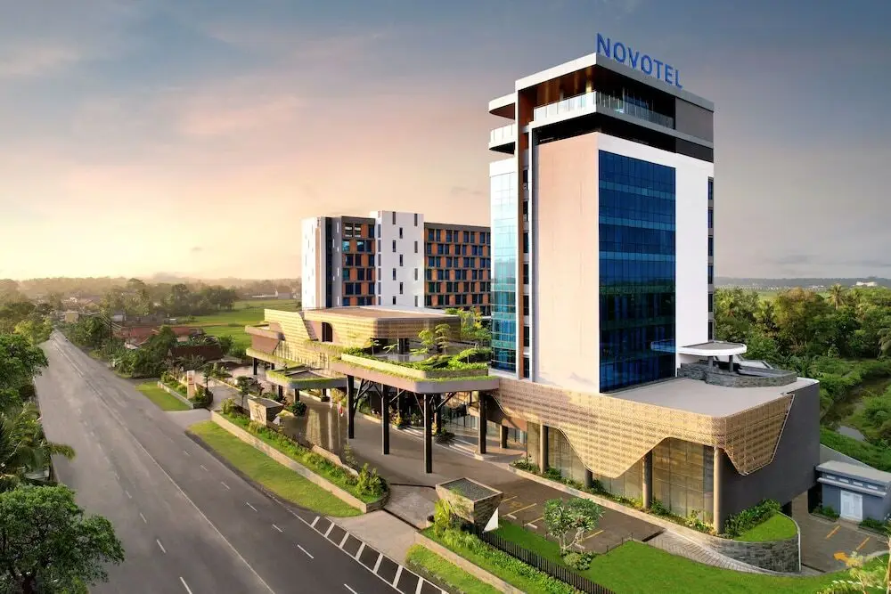 Парангтритис: Novotel Yogyakarta International Airport Kulon Progo