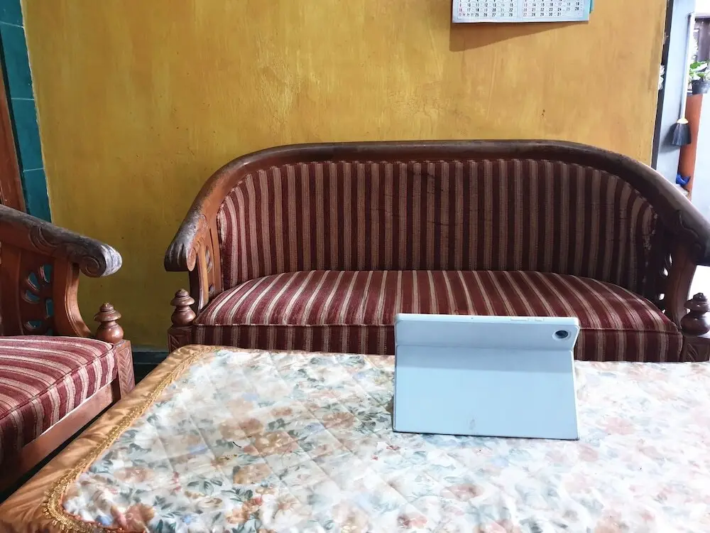 Баньюванги: SPOT ON 92857 Kos Haji Jakfar Syariah