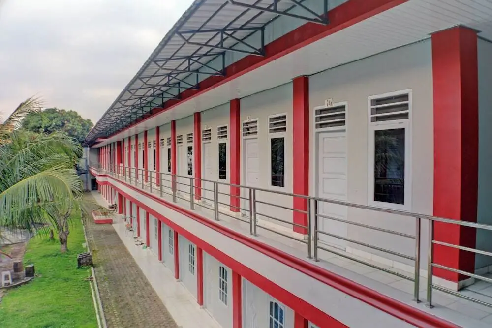 Бандар-Лампунг: SPOT ON 92834 Wisma Dira Tiara Syariah