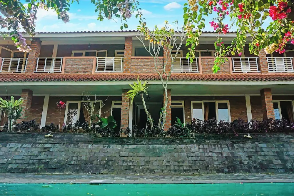 Чипанас: Capital O 92836 Villa Kampoeng Katineung