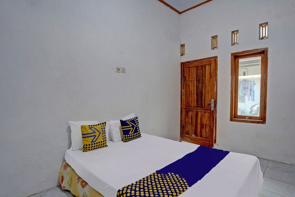 Пеканбару: OYO 92861 Raya Guest House Syariah