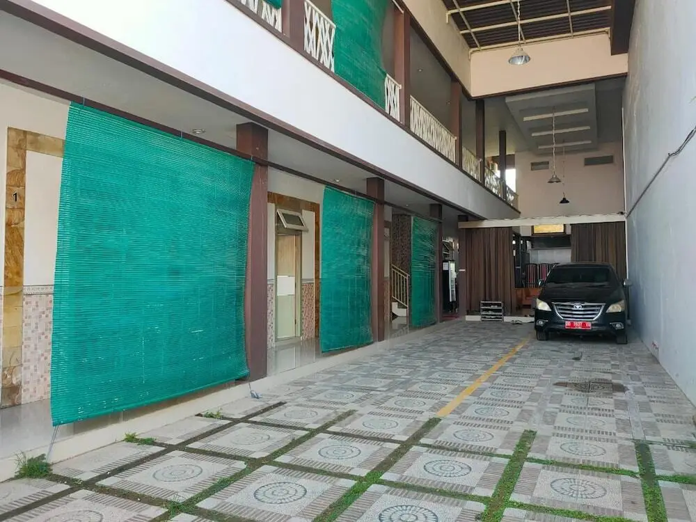Макассар: SPOT ON 92900 Kost 3 Kelor Syariah