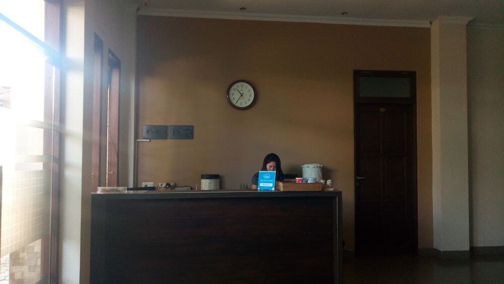 Макассар: OYO 92899 Penginapan Laota Syariah Near Rumah Sakit Islam Faisal Makassar
