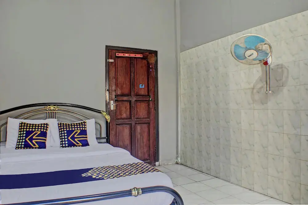 Бандар-Лампунг: SPOT ON 92682 Badar Guest House Syariah