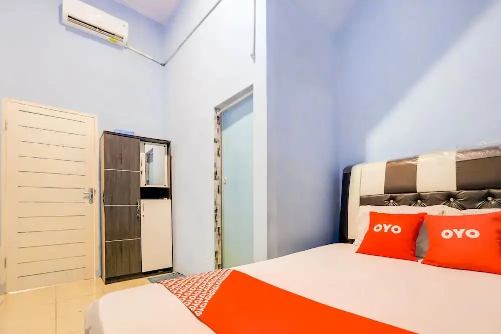 Медан: OYO 90009 Faster Inn 1