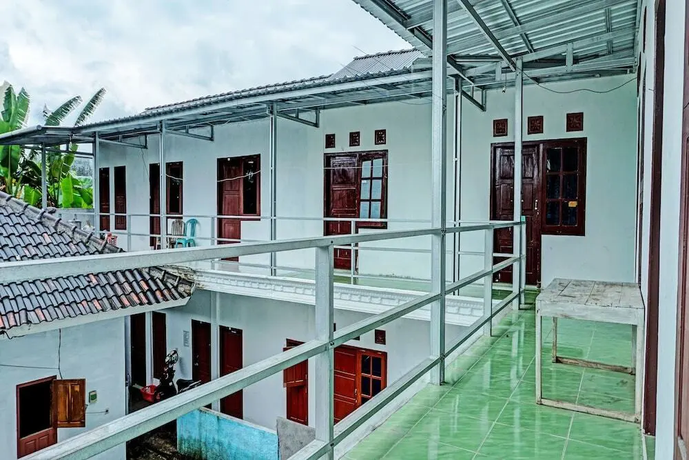 Пакитан: OYO Life 92222 Sahabat Kost Syariah Pacitan