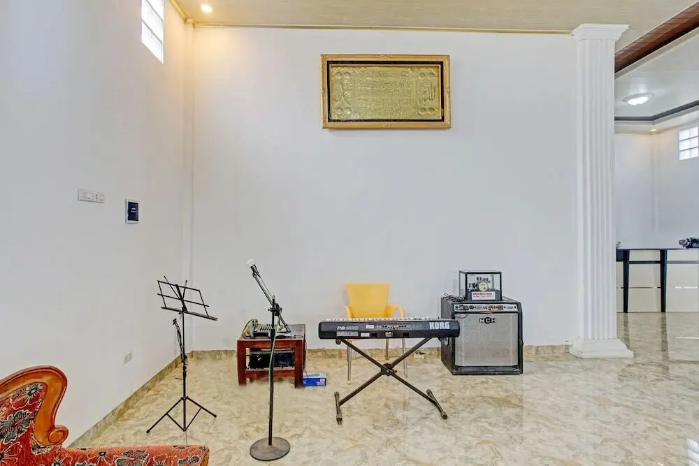Астра Ксетра: OYO 90585 Saka Ganta Guest House Syariah