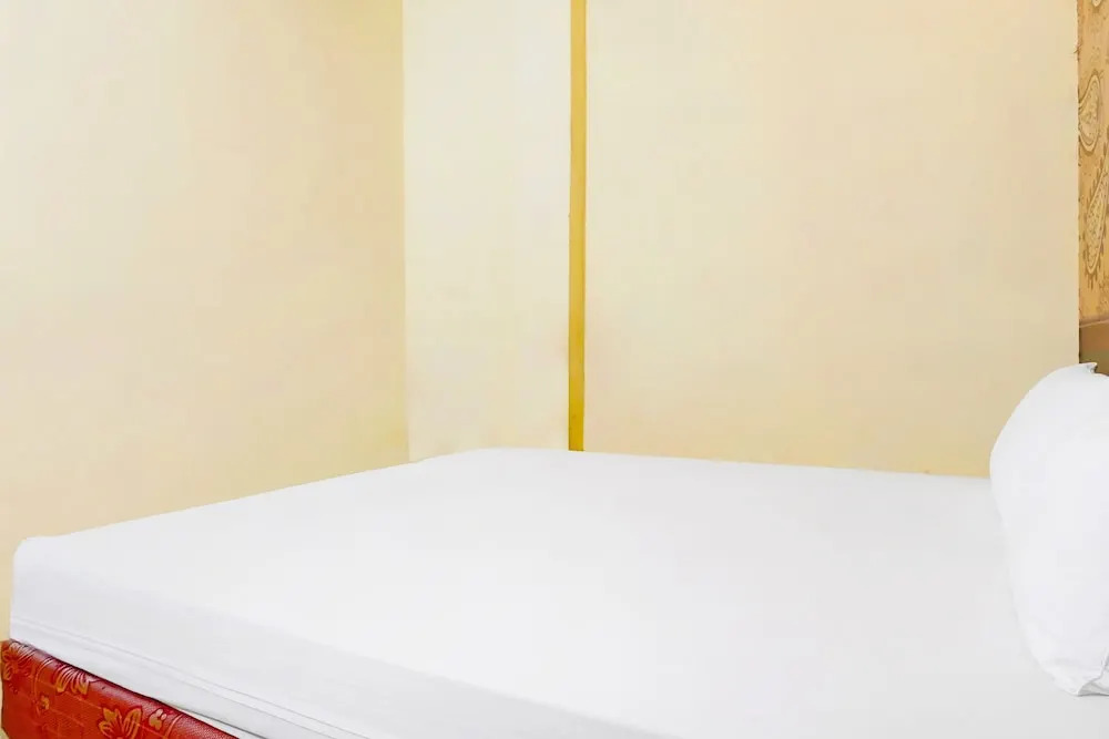 Матарам: OYO 92710 Losmen Tjabe Merah