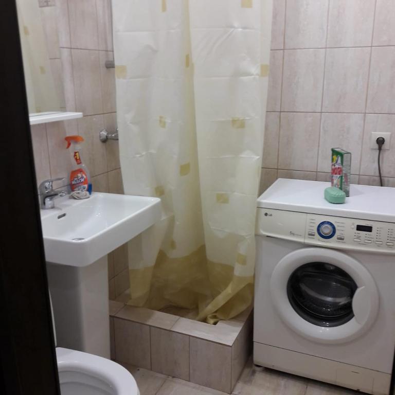 Сочи: Apartment on Tsvetnoi 42