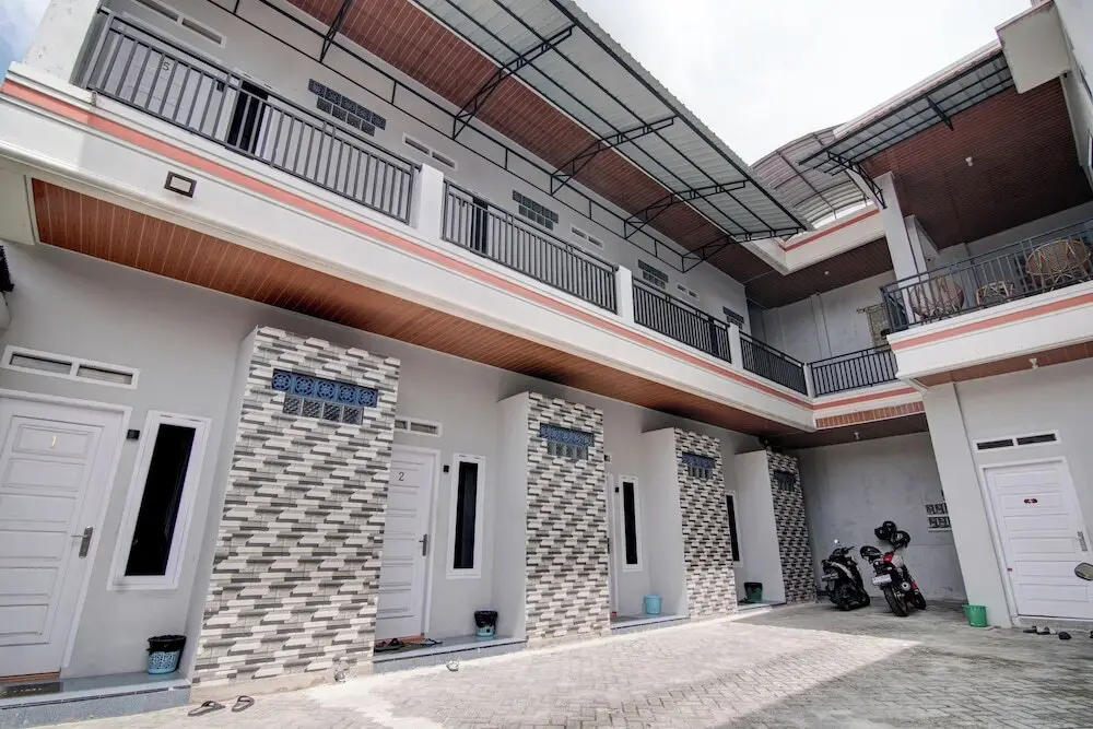 Пеканбару: OYO 92806 Penginapan Geby Syariah