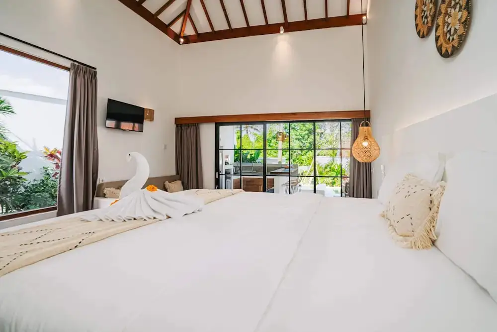 Переренан: Villa L at Seseh