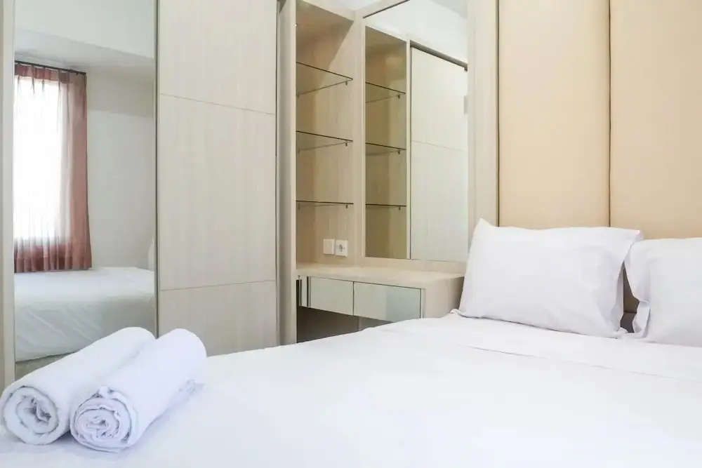 Сурабая: Relaxing And Serene 2Br Apartment At Tanglin Supermall Mansion