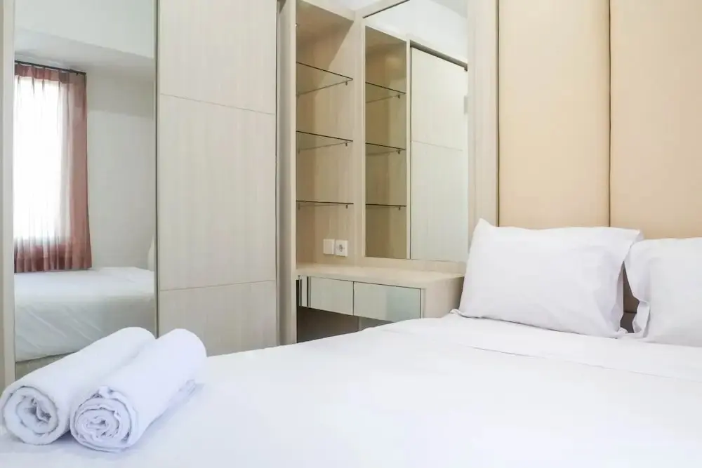Сурабая: Relaxing And Serene 2Br Apartment At Tanglin Supermall Mansion
