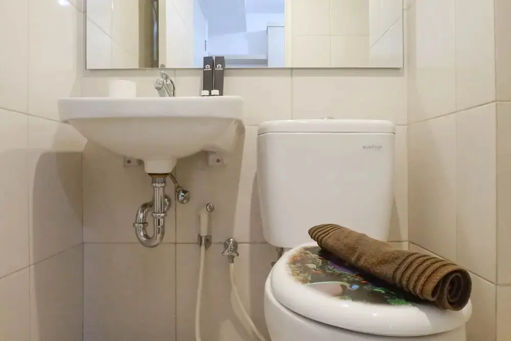 Сурабая: Relaxing And Serene 2Br Apartment At Tanglin Supermall Mansion