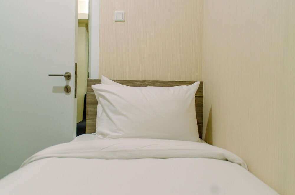 Джакарта: Comfort And Simply 2Br At Green Pramuka City Apartment