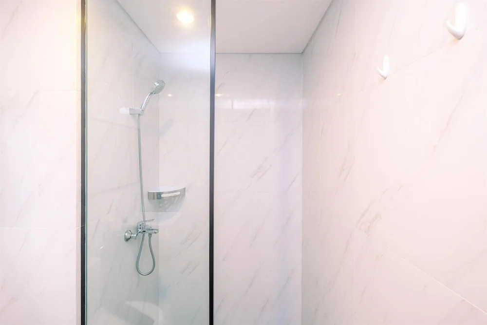 Джакарта: Best Homey And Nice 1Br At Ciputra World 2 Apartment