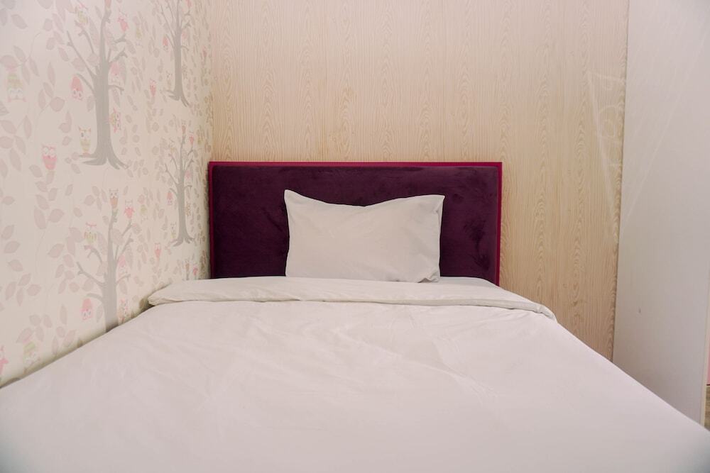 Джакарта: Fancy And Nice 2Br At Gading Greenhill Apartment