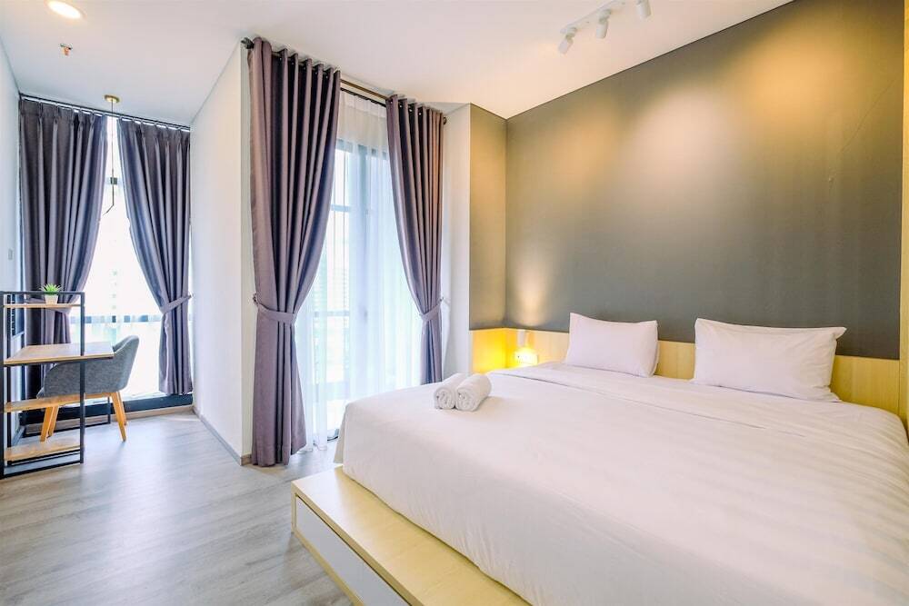 Джакарта: Nice And Enjoy Studio At Sudirman Suites Apartment