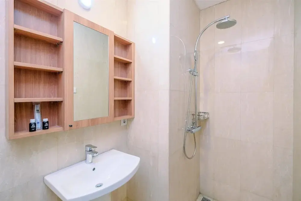Джакарта: Nice And Enjoy Studio At Sudirman Suites Apartment