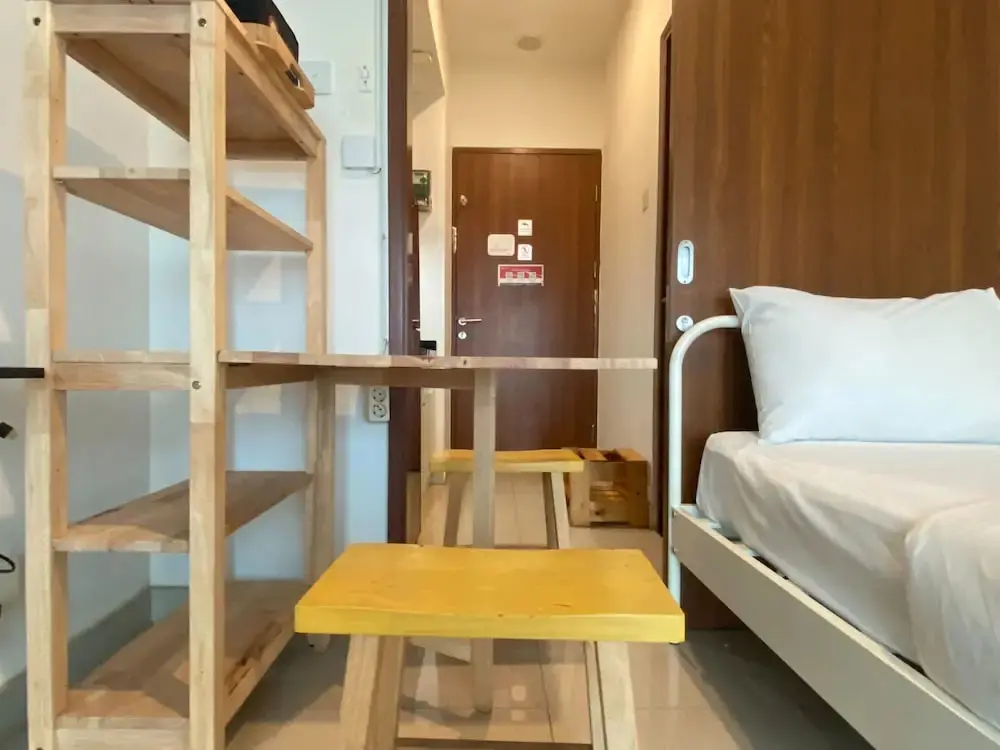 Бекаси: Modern And Homey Studio At Grand Kamala Lagoon Apartment