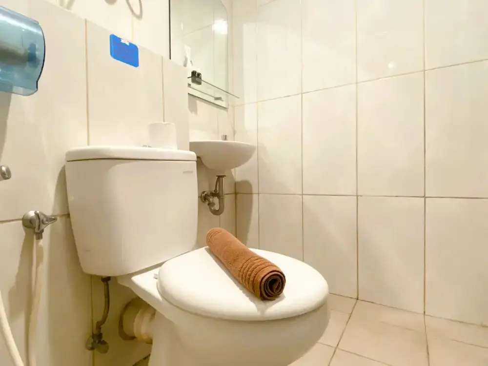 Бекаси: Modern And Homey Studio At Grand Kamala Lagoon Apartment