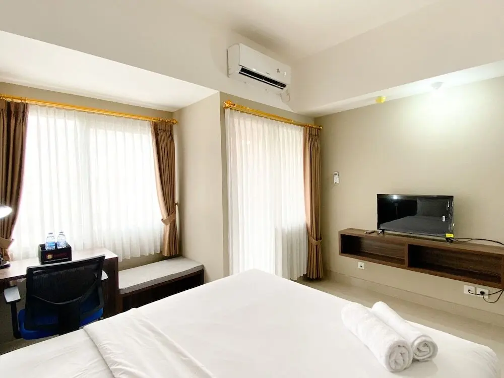 Бекаси: Cozy Stay Studio Apartment At Gateway Park Lrt City Bekasi