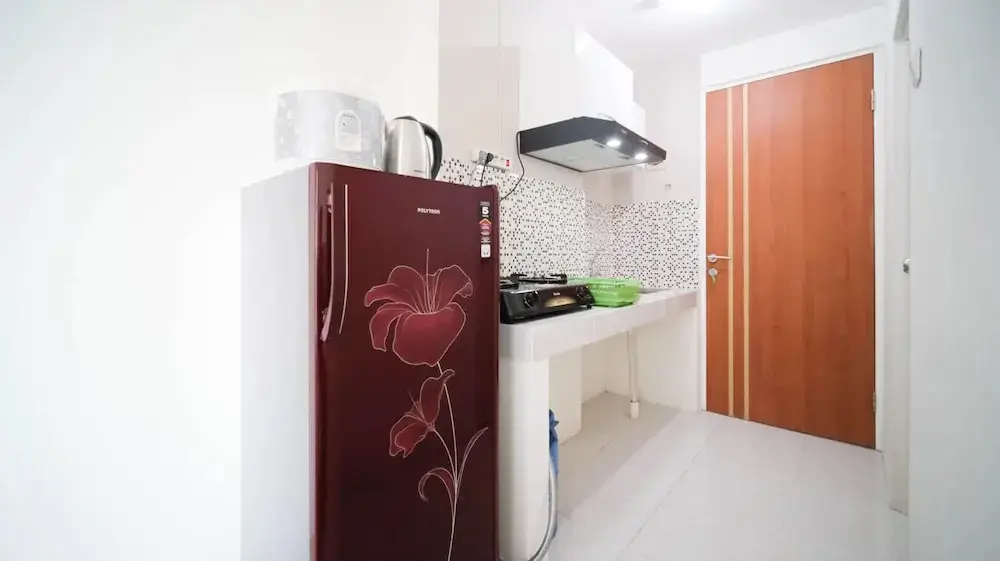Сурабая: Compact And Tidy Studio At Puncak Dharmahusada Apartment