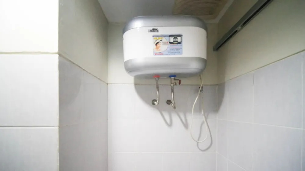 Сурабая: Simple And Homey 2Br At Dian Regency Apartment