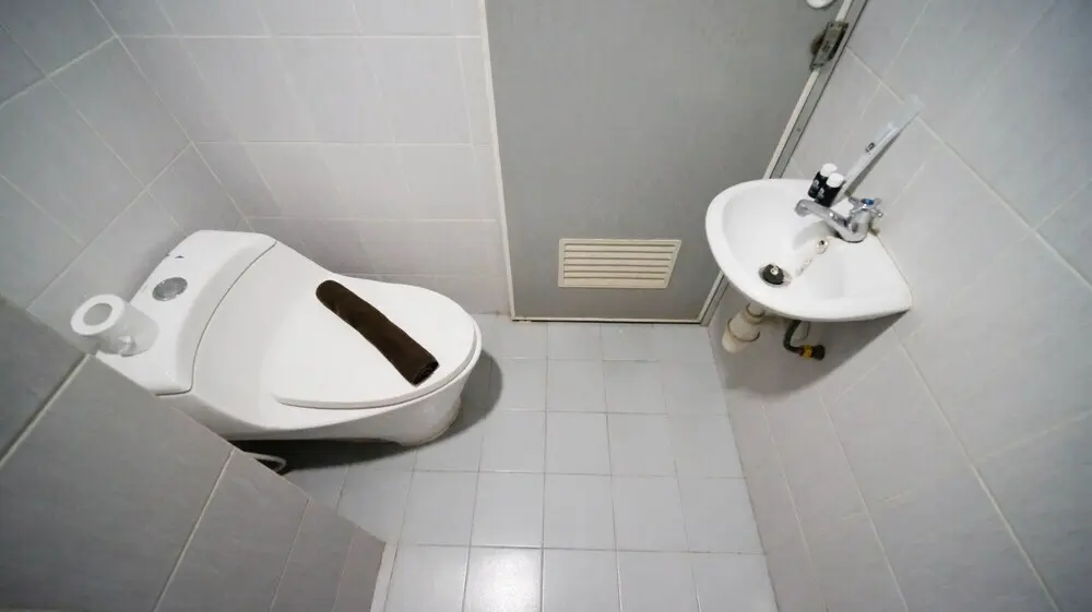 Сурабая: Simple And Homey 2Br At Dian Regency Apartment