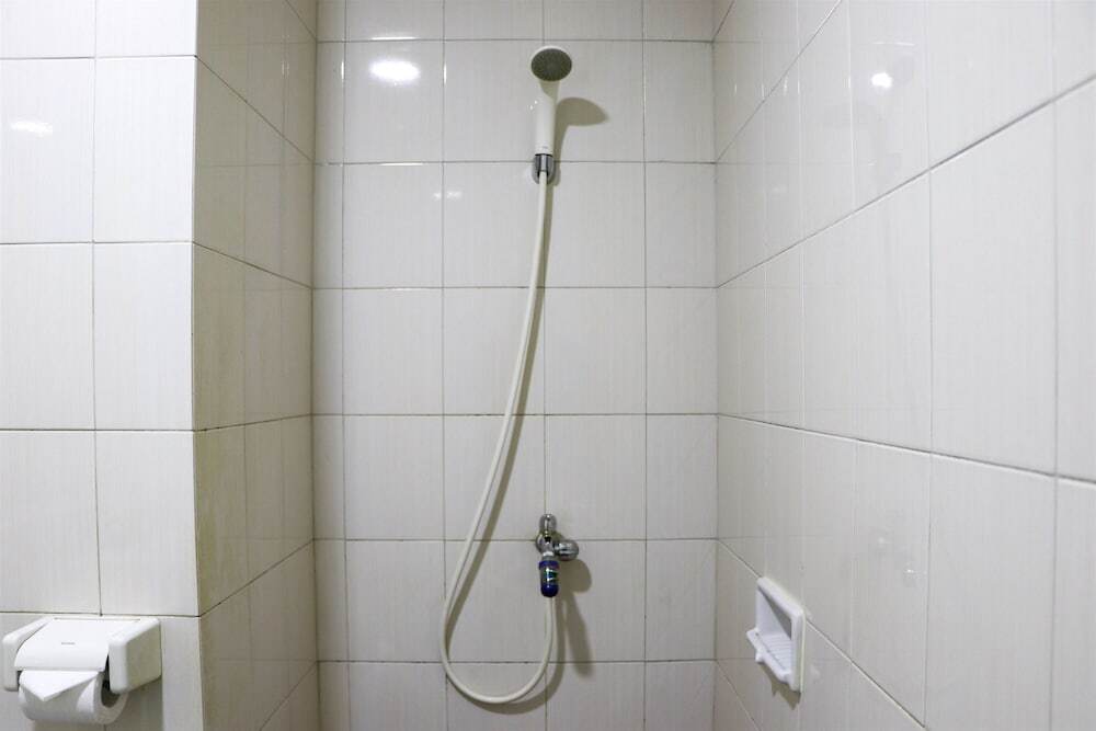 Джакарта: Minimalist And Warm 1Br Signature Park Grande Apartment