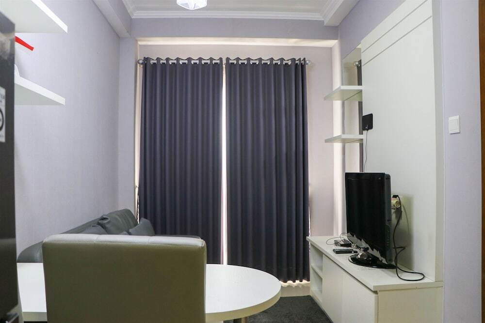 Джакарта: Minimalist And Warm 1Br Signature Park Grande Apartment
