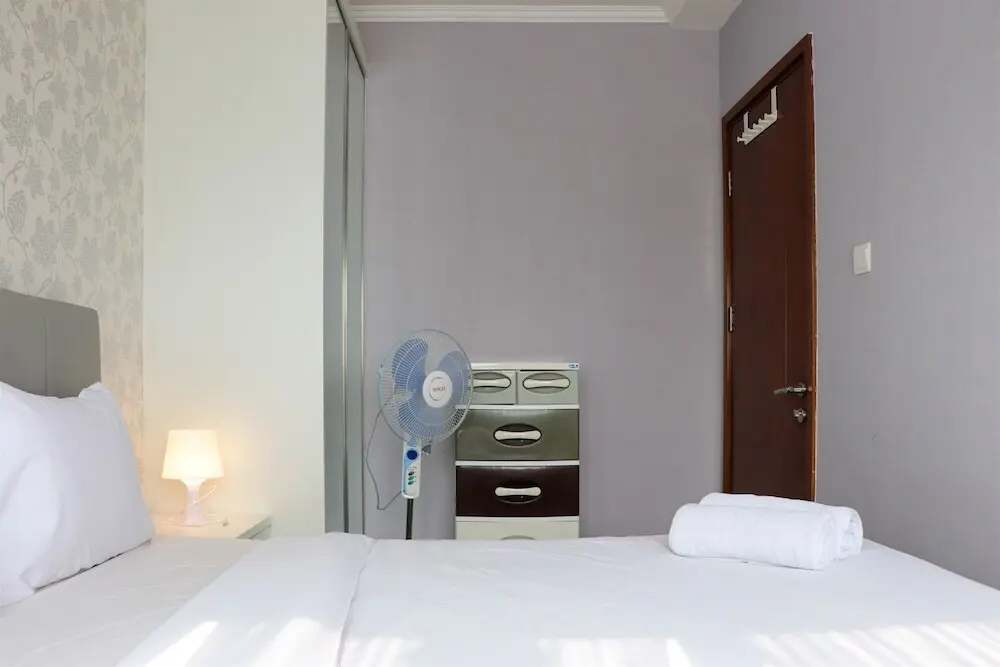 Джакарта: Minimalist And Warm 1Br Signature Park Grande Apartment