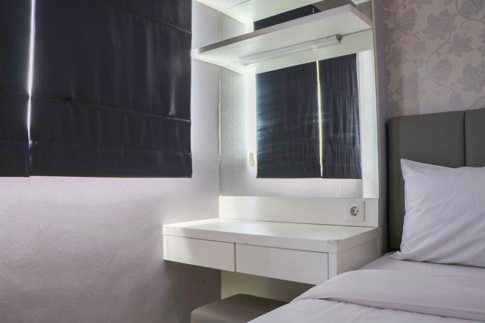 Джакарта: Minimalist And Warm 1Br Signature Park Grande Apartment