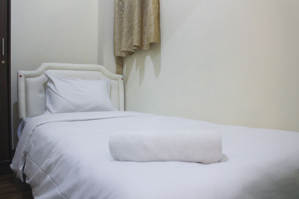 Бандунг: Simple Chic 2Br Apartment At Suites @Metro