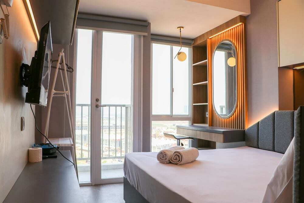 Южный Тангеранг: Studio (No Kitchen) With Sea View Tokyo Riverside Pik 2 Apartment