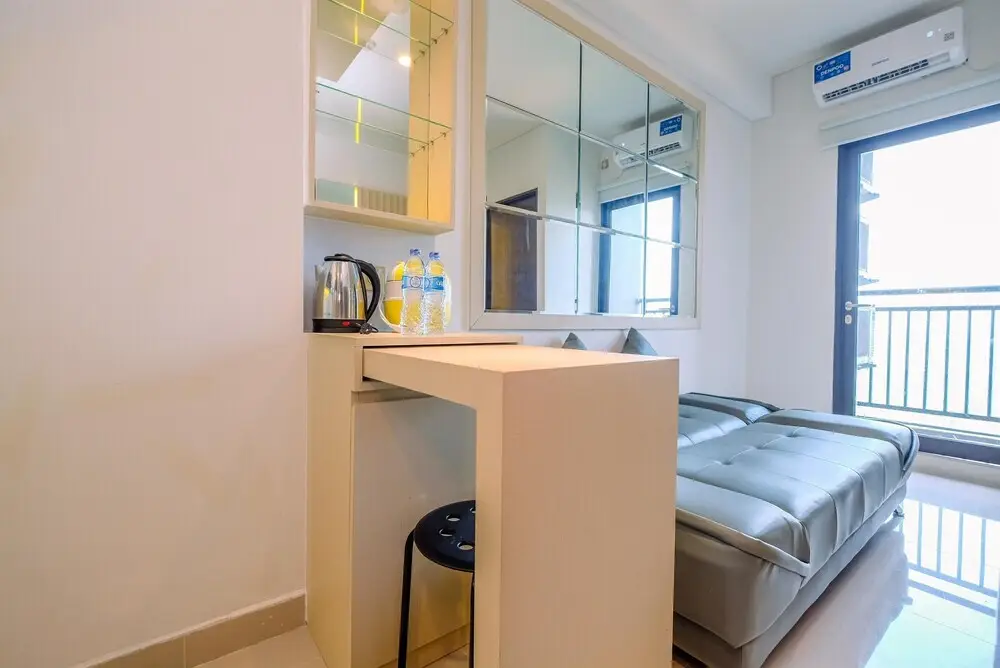 Депок: Simply Modern And Classic 2Br At Transpark Cibubur Apartment