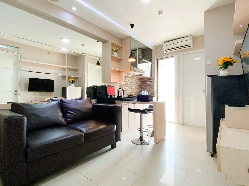 Джакарта: Great Deal And Comfy 2Br At Bassura City Apartment