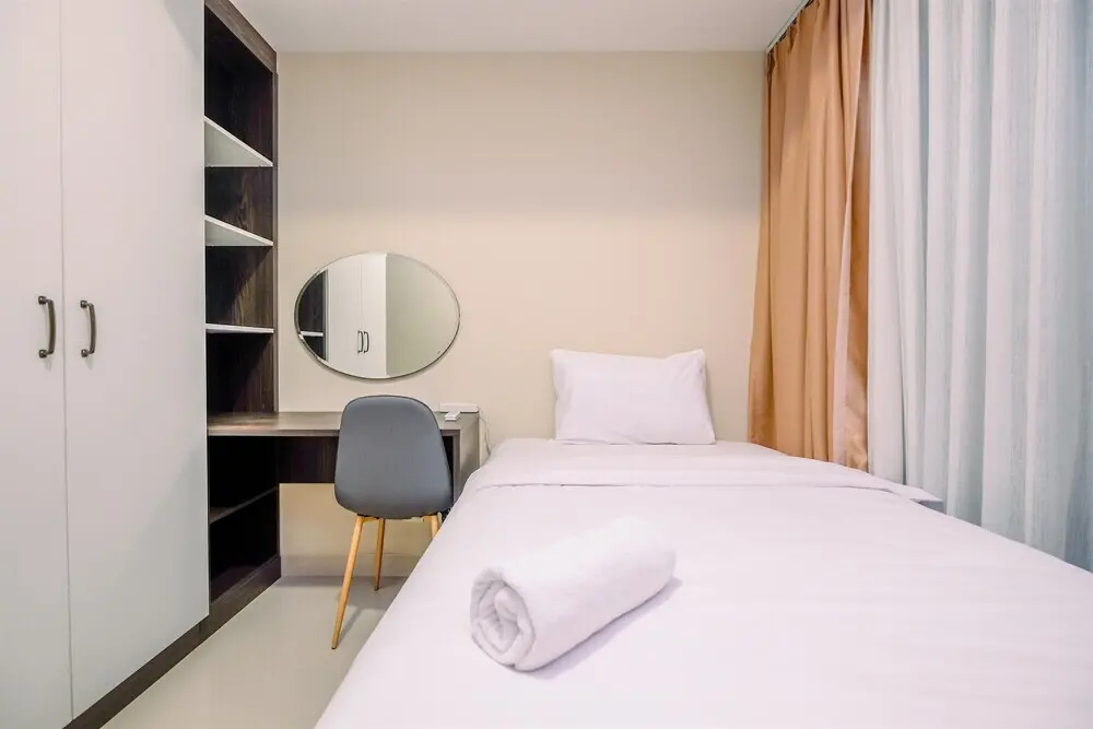 Джакарта: Homey And Minimalist 2Br Apartment At Nine Residence