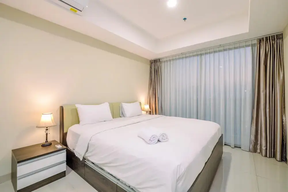 Джакарта: Homey And Minimalist 2Br Apartment At Nine Residence