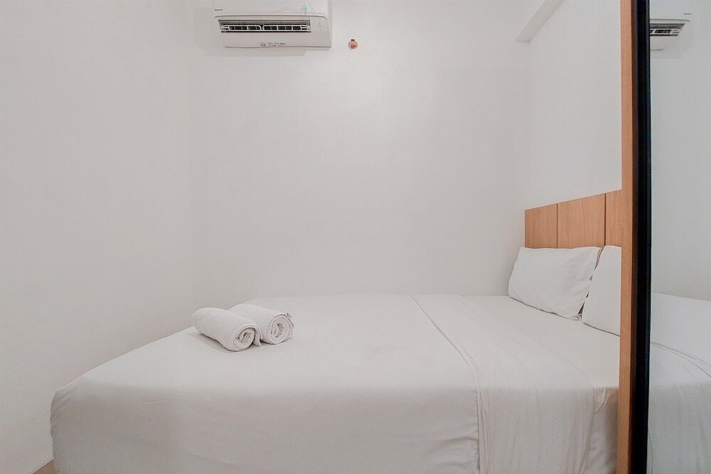 Legok: Warm And Cozy Living 2Br Serpong Garden Apartment