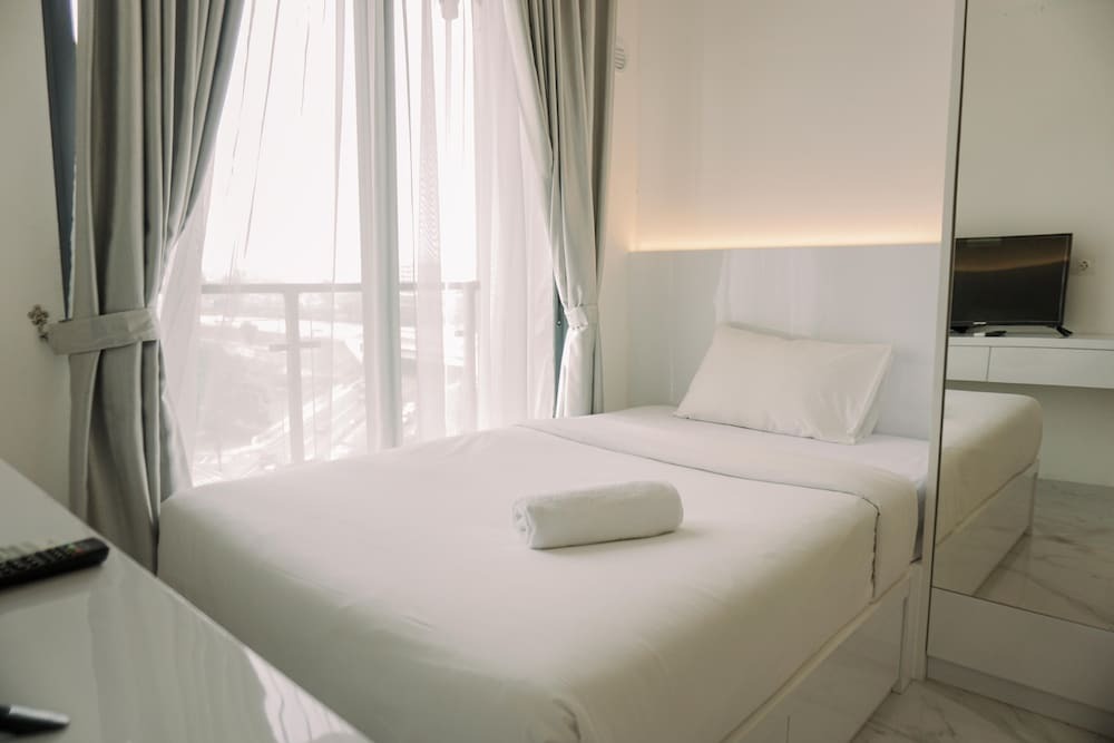 Legok: Simply And Enjoy Living Studio Sky House Bsd Apartment